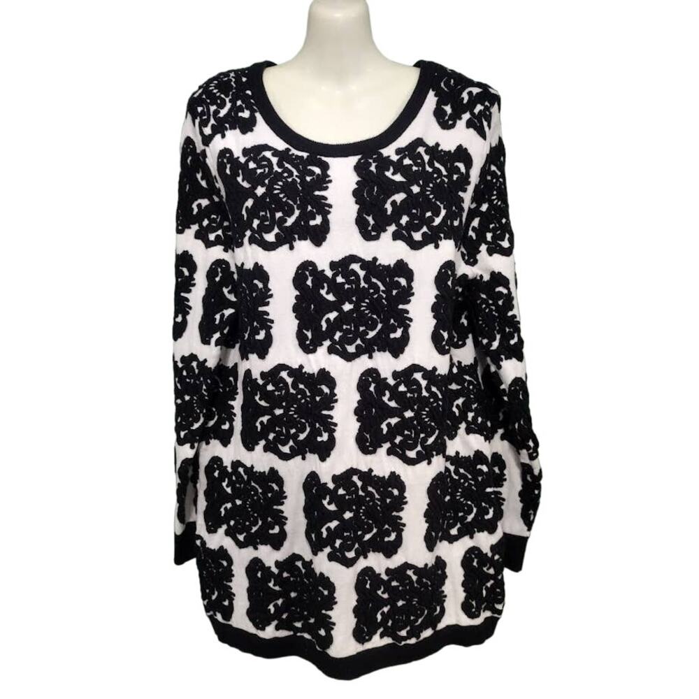 Carol Rose Heavy Tunic Sweater with Textured Design Black and Cream Size L